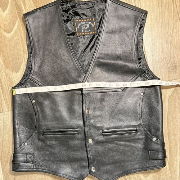 Men's Milwaukee Leather By Shaf, Black, Leather Snap Front Vest Size: Large - Picture 3 of 11